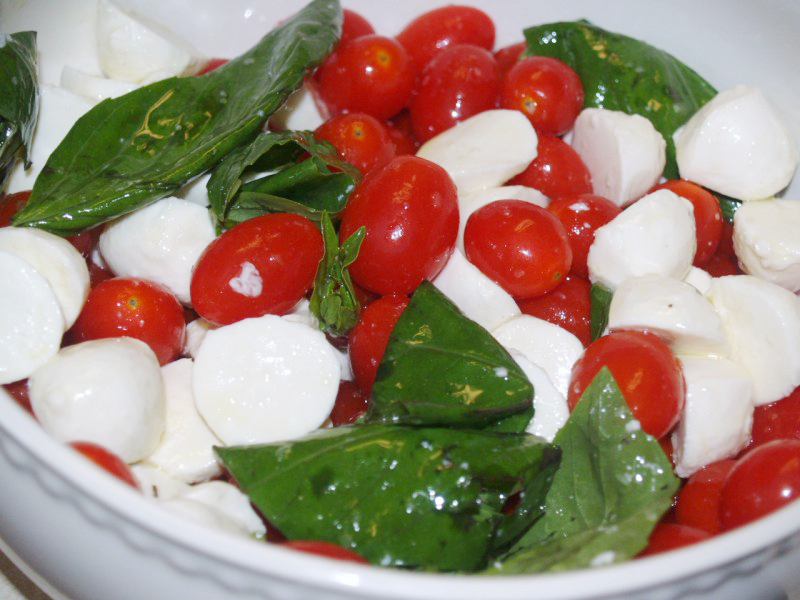 cherry tomato and mozzarella salad
