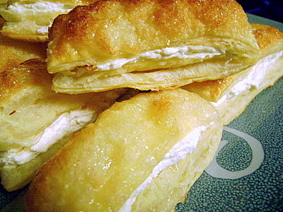 Puff Pastry with Cream Cheese Filling - Cook Like Czechs