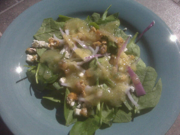 spinach salad with apple vinaigrette