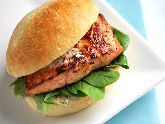 agave salmon burgers with chipotle mayonnaise