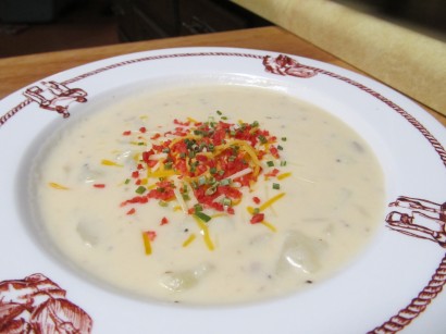 Creamy potato soup