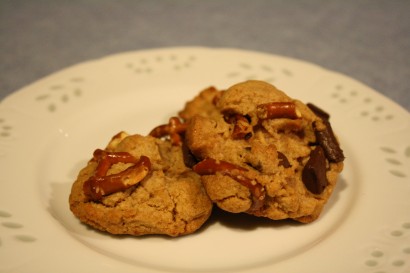 chocolate pretzel peanut butter cookies