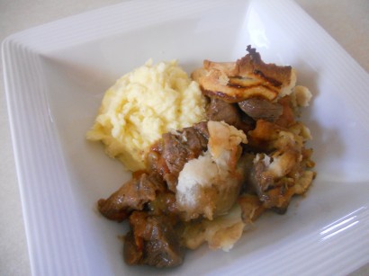 Lamb stew with a pastry top