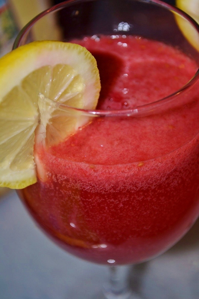 rasberry lemonade sangria