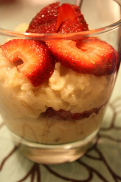 creamy brown rice pudding (sweetened with agave)