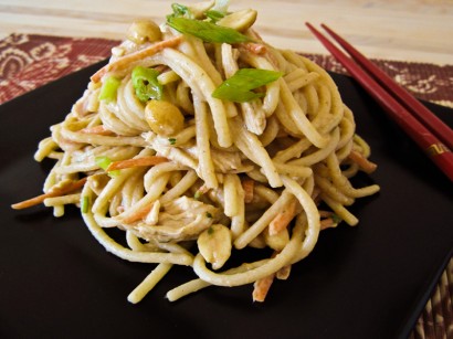 chilled noodles with chicken (or tofu) in asian peanut sauce