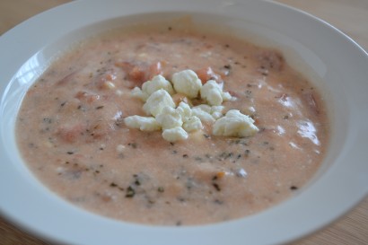 Tomato, basil and goat cheese crock pot soup