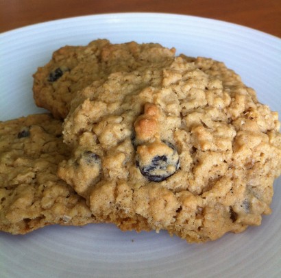awesome oatmeal raisin cookies!