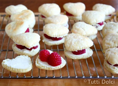 raspberry-mascarpone pastries