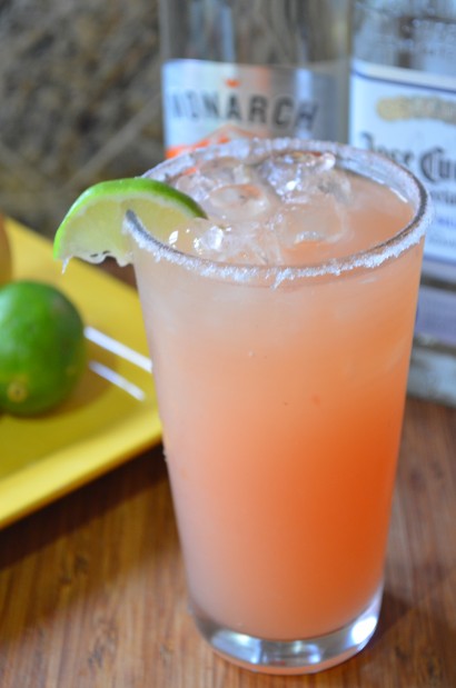 Grapefruit lime margaritas with agave