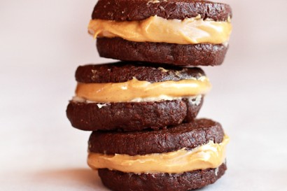 homemade oreos with peanut butter