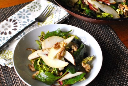 blueberry pear balsamic salad