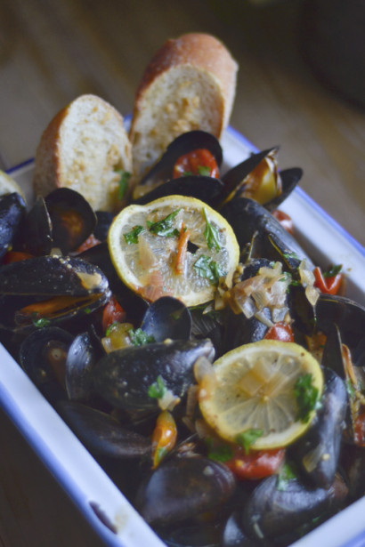 mussels with old bay & cherry tomato broth