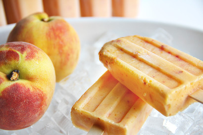 Peach Frozen Yogurt Popsicles - Culinary Ginger