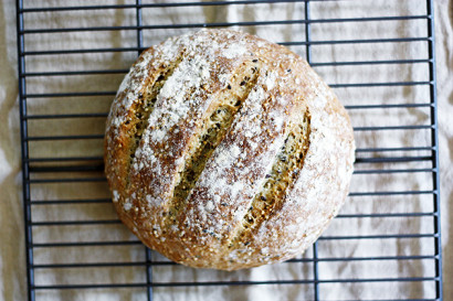 crusty no-knead bread with toasted grains