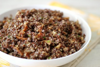 bacon, eggs and chives quinoa