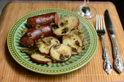 smoky kielbasa with seasoned cabbage and potatoes