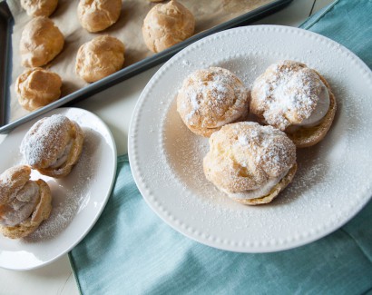 Cream Puffs with Pumpkin Spice Whipped Cream | Tasty Kitchen: A Happy ...