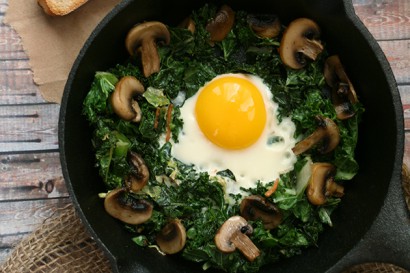 spicy mushroom kale with egg