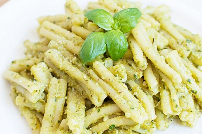 Spinach Basil Artichoke Pesto Pasta