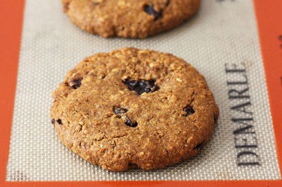 whole grain soft oatmeal raisin cookies for two