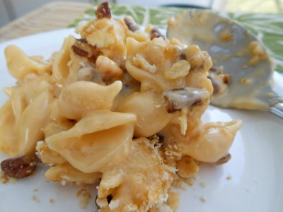 Pecan crusted mac & cheese
