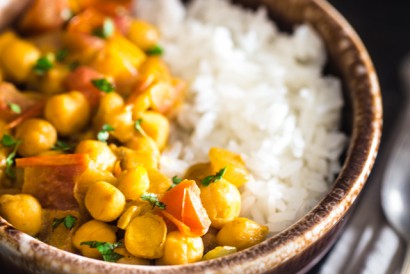 vegan creamy chickpea curry
