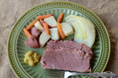 traditional corned beef and cabbage