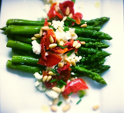 10-minute asparagus, tomato & feta salad