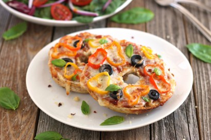 toaster oven pizza bagels