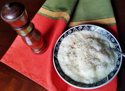 avgolemono soup (greek egg lemon soup)
