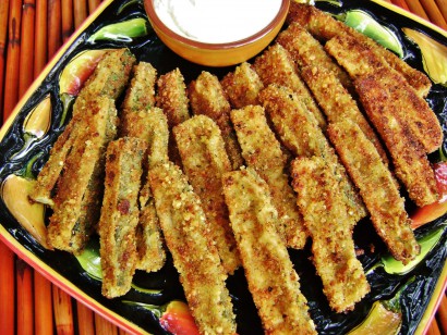 oven “fried” zucchini sticks with horseradish dipping sauce