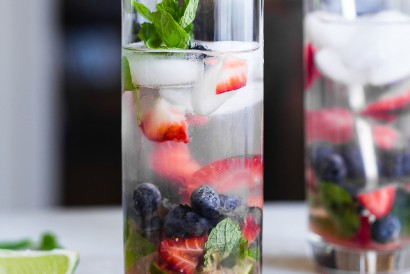 red, white and blue mojito