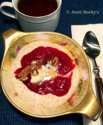 aunt rocky’s cranberry ricotta porridge (lchf, microwave)