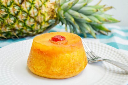 Pineapple Upside Down Cake – Jeanie and Lulu's Kitchen