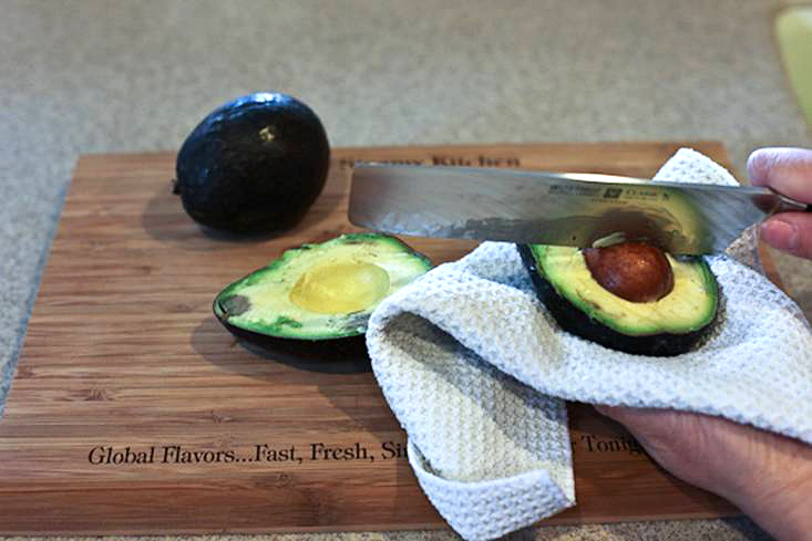 Tasty Kitchen Blog: How To Open An Avocado and Keep All 10 Fingers. Guest post by Jaden Hair of Steamy Kitchen.