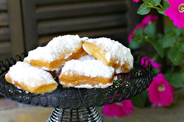 Tasty Kitchen Blog: Meet Nicole of Noshings (Beignets)