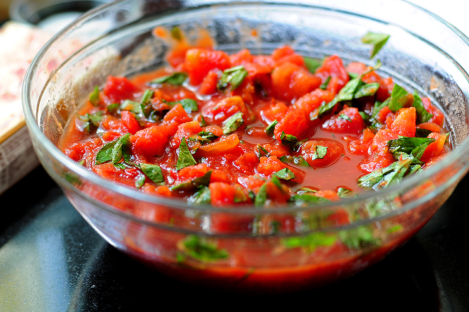 Tasty Kitchen Blog: Bacon Tomato Capellini. Guest post by Amy Johnson of She Wears Many Hats, recipe submitted by TK member PlanoSheila (sheilajfoster).