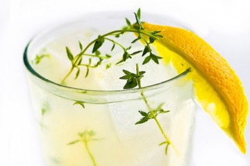 Tasty Kitchen Blog: When the World Gives You Lemons... (Vodka and Thyme Lemonade)