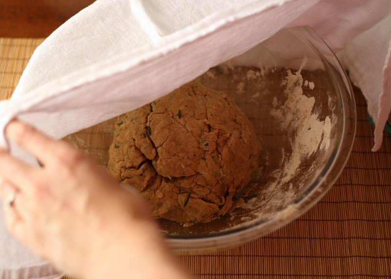 Tasty Kitchen Blog: Bakery Style Rosemary Flatbread. Guest post by Natalie Perry of Perry's Plate, recipe submitted by TK member culinarycapers.