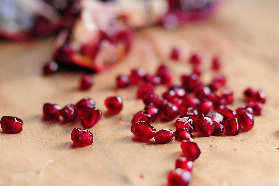 Tasty Kitchen Blog: How To Open a Pomegranate. Guest post by Amy Johnson of She Wears Many Hats.