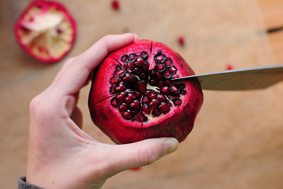 Tasty Kitchen Blog: How To Open a Pomegranate. Guest post by Amy Johnson of She Wears Many Hats.