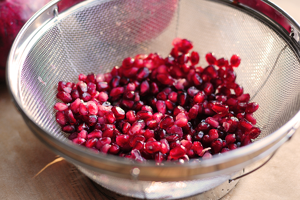 Tasty Kitchen Blog: How To Open a Pomegranate. Guest post by Amy Johnson of She Wears Many Hats.