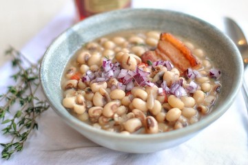 Tasty Kitchen Blog: New Year's Black-Eyed Peas, Slightly Updated. Guest post by Maggy Keet of Three Many Cooks, recipe from Three Many Cooks.