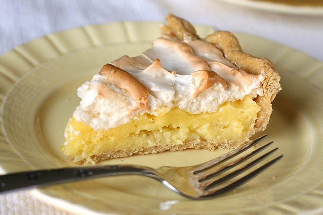 https://tastykitchen.com/wp-content/uploads/2011/01/TKBlog-Pineapple-Pie.jpg