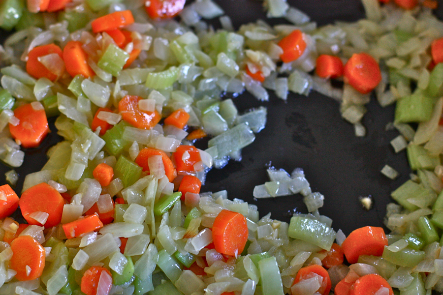 Tasty Kitchen Blog: Chicken Noodle Soup Casserole. Guest post by Jenna Weber of Eat, Live, Run; recipe submitted by TK member Tonya of 4 Little Fergusons.