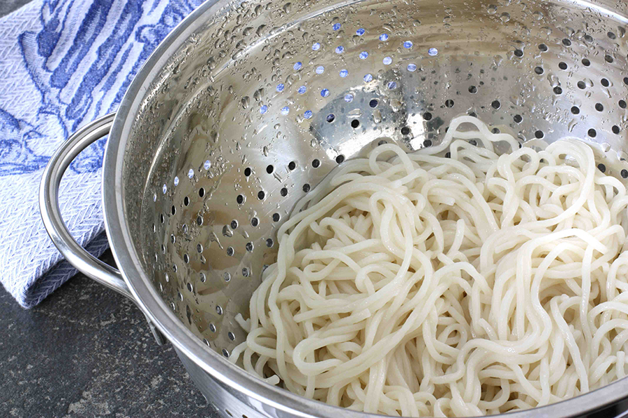 Tasty Kitchen Blog: Easy Asian Beef and Noodle Soup. Guest post by Dara Michalski of Cookin' Canuck, recipe submitted by TK member Mary Helen (mhorama) of Mary Makes Dinner.