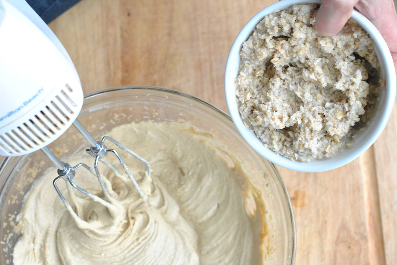 Tasty Kitchen Blog: Old Fashioned Oatmeal Cake with Broiled Topping. Guest post by Maggy Keet of Three Many Cooks, recipe submitted by TK member Brandi (dbnelson).