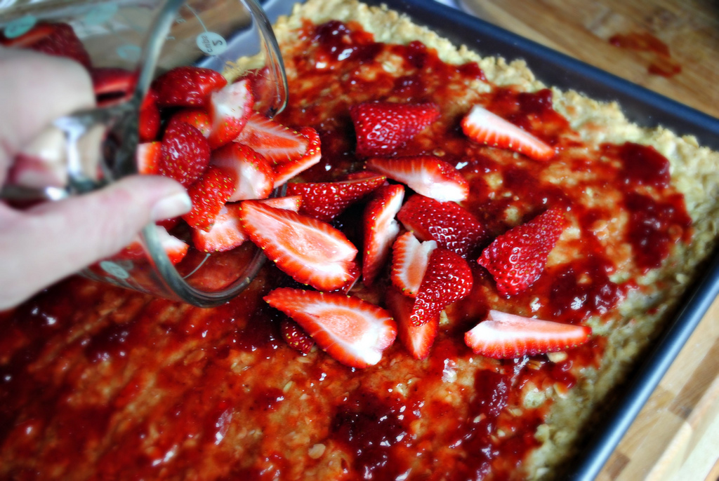 Tasty Kitchen Blog: Strawberry White Chocolate Streusel Bars. Guest post by Laurie McNamara of Simply Scratch, recipe submitted by TK member Angela of Recipes from My Mom.