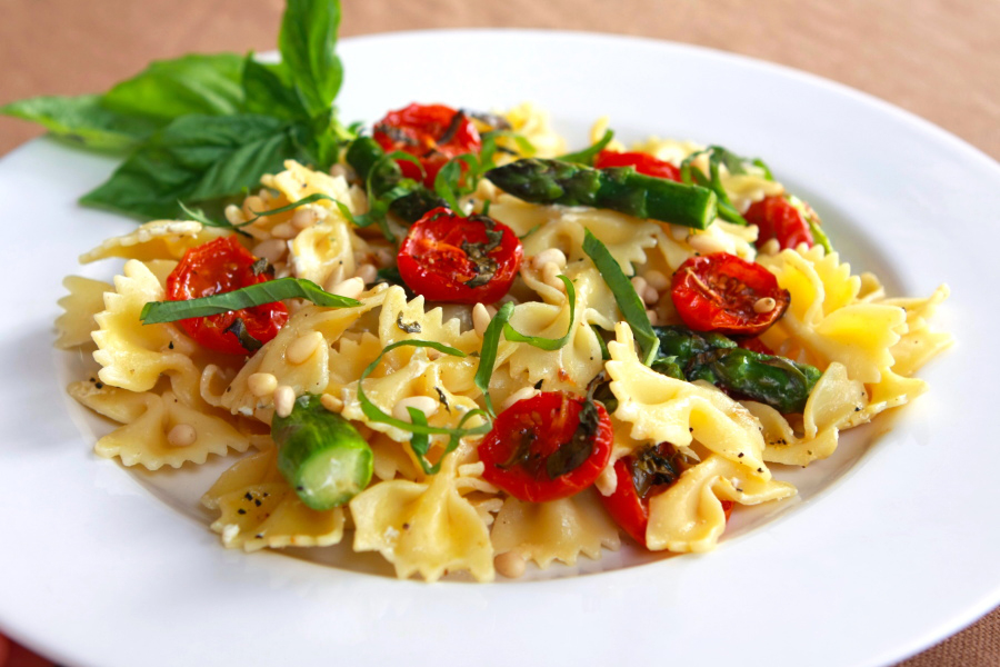 Tasty Kitchen Blog: Bowtie Pasta with Oven Dried Tomatoes Asparagus and Boursin. Guest post by Calli Taylor of Make It Do, recipe submitted by TK member Dorothy of Belle of the Kitchen.